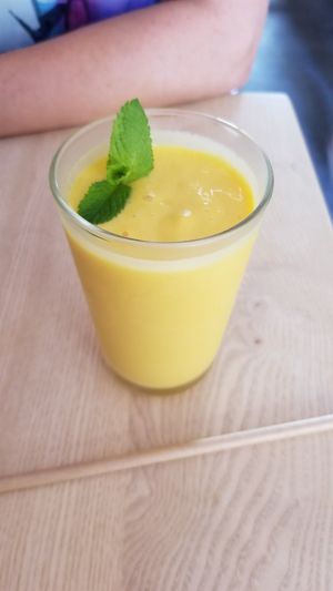 Mango lassi at Bhajan Cafe in Nice