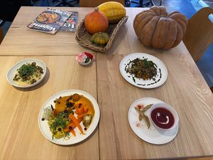 Some of the choices of entrees and main courses at Bhajan Cafe in Nice