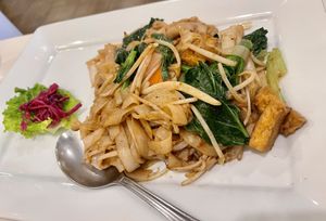 Chow Fun  at Loving Hut - Barber Lane - Maybe closed in Milpitas