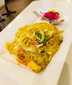 Singapore curry mi fun at Loving Hut - Barber Lane - Maybe closed in Milpitas