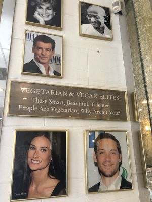 Vegans at Loving Hut - Barber Lane - Maybe closed in Milpitas