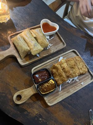 Veggie Springrolls and Tempeh Goreng  at Clasico in Lembongan