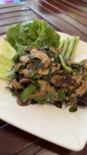 Larb soy protein with mushrooms  #Veganuary at Kaun Im Yok in Vientiane