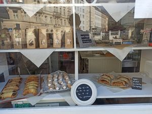  at Omas Backstube in Vienna