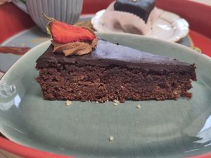 Sugar-free chocolate cake at Omas Backstube in Vienna