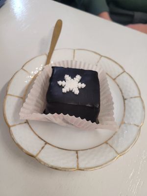  at Omas Backstube in Vienna