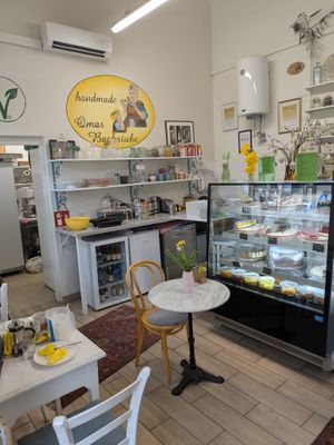 Inside of Omas Backstube at Omas Backstube in Vienna