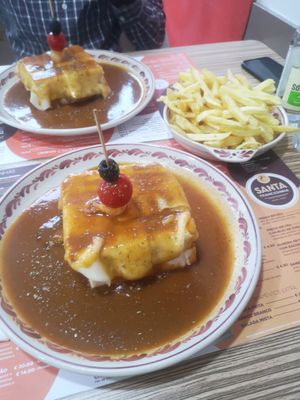 Vegan francesinha at Santa Francesinha in Porto
