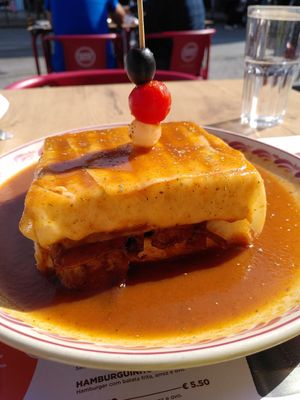 Vegan francesinha at Santa Francesinha in Porto