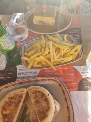  at Santa Francesinha in Porto