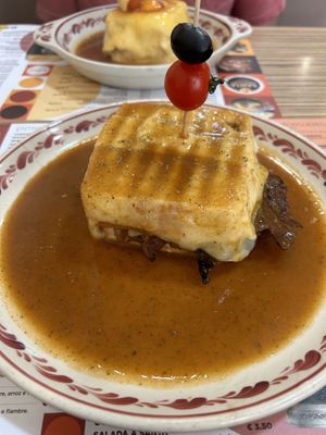 Vegan Francesinha  at Santa Francesinha in Porto