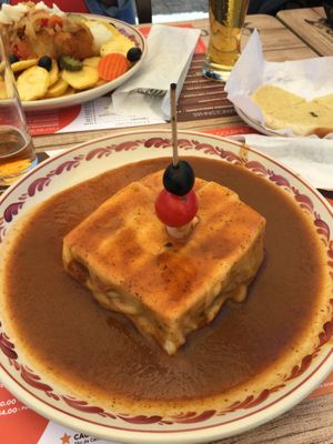 Vegan francesinha at Santa Francesinha in Porto