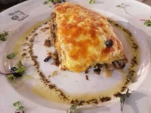 Lasaña at Madre Tierra in Toledo