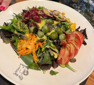 Ensalada madre tierra  at Madre Tierra in Toledo