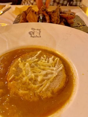 Onion soup vegan option at Madre Tierra in Toledo