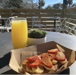 Brunch at Fla Juice & Bowl in Jacksonville Beach