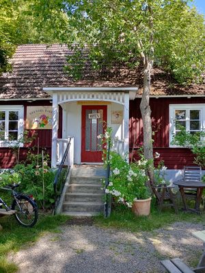 The front of Mormors Bakeri at Mormors Bakeri in Karlshamn