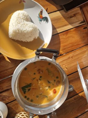 Probably not ne of the best green curry we've had!  #Veganuary at Patty's Secret Garden in Koh Lanta