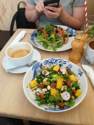 Mostly rucola underneath at ECHT in Alkmaar