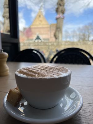 homemade chai latte with oat milk   at ECHT in Bergen