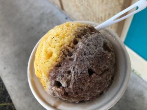 Lilikoi and Cacao  at Kula Shave Ice in Hilo