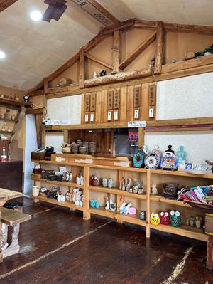 Order at the window   at Yetnal Patjuk 옛날팥죽 in Seogwipo