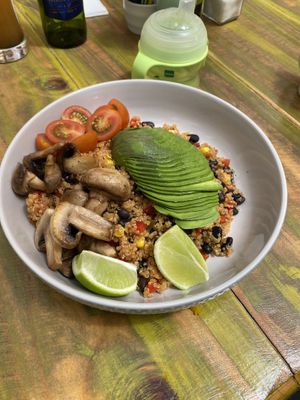 Quinoa bowl  at Daruma in Puerto Montt