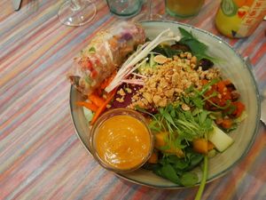 Sunny bowl at Yummy Bowl in Brussels