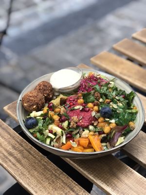 Holy bowl  at Yummy Bowl in Brussels