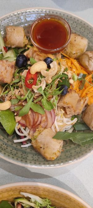 Street bowl at Yummy Bowl in Brussels