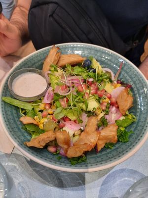 Love bowl at Yummy Bowl in Brussels