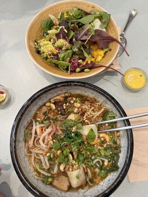 Super Bowl & Pho  at Yummy Bowl in Brussels