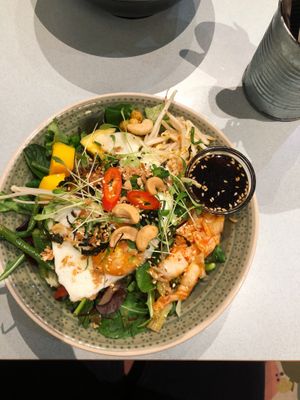 Dragon bowl ✨💕 delicious   at Yummy Bowl in Brussels