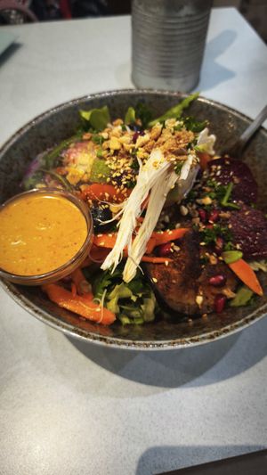  at Yummy Bowl in Brussels