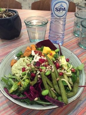 Super bowl at Yummy Bowl in Brussels