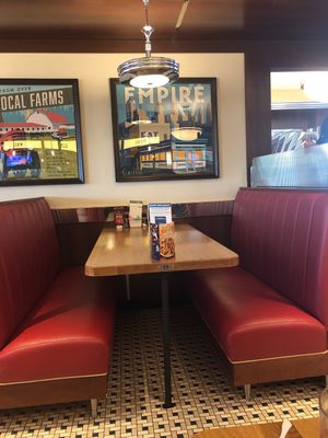 Dinning area  at Silver Diner in Elkridge