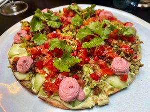 The Black Pearl - Vegan oesters van shiitake, gemarineerd op drie wijze, tartaar - dragon, Appel - ananas, Komkommer - Mirin at Epiphany's Kitchen in Ghent