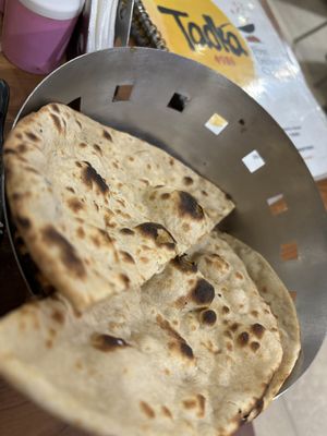 Tandoori roti   at Tadka4986 in New Delhi