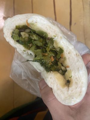 Pickles (pickled greens, slightly bitter, not salty – I like the way they pickled these)  at Liu Jin Vegetarian Buns in Taipei