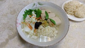 蔬菜湯臭豆腐(不辣哦！) at Tiān Yuán XiǎoChī in New Taipei City