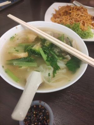 Teow cheow soup at Tanny Vegetarian House in Penang