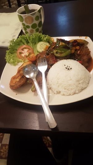 Indonesian rice at Tanny Vegetarian House in Penang