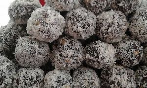 Chocolate balls of goodness
 at Shan Vegan Food in Chiang Mai