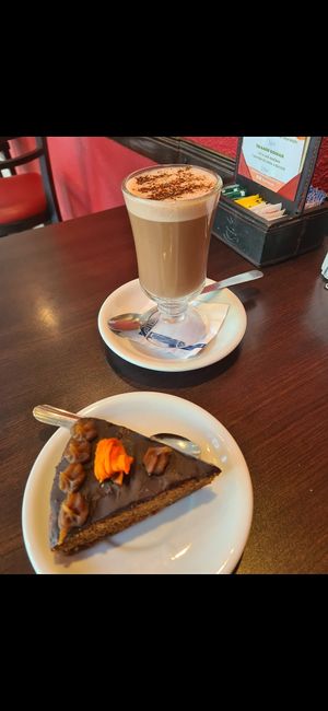 carrot chocolate cake at Govinda - Godoy Cruz in Mendoza