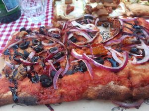 Pomodori at Sugo Pizza Al Taglio in Eindhoven