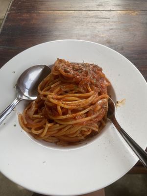 Vegan tomato spaghetti   at Gecko in Muang Ngoy