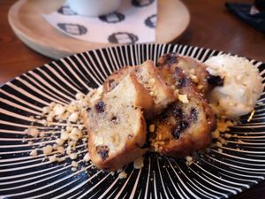 Banana bread and some of the best vanilla ice cream I've ever had #Veganuary at BA-HA in Birmingham