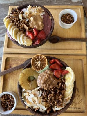 Kiwi Spirulina and Cherry Berry Smoothie Bowl  at The Vegan Lab in Dahab