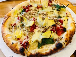  at Great White Pizza in Panama City Beach