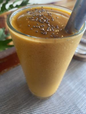 Mango 🥭 and goji berry smoothie   at Smooth Cafe in Moalboal
